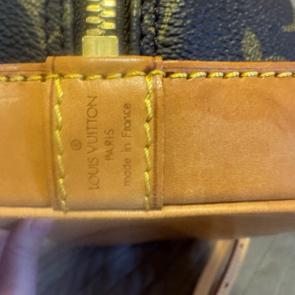 Louis Vuitton Monogram ALMA - Picture 4 of 6